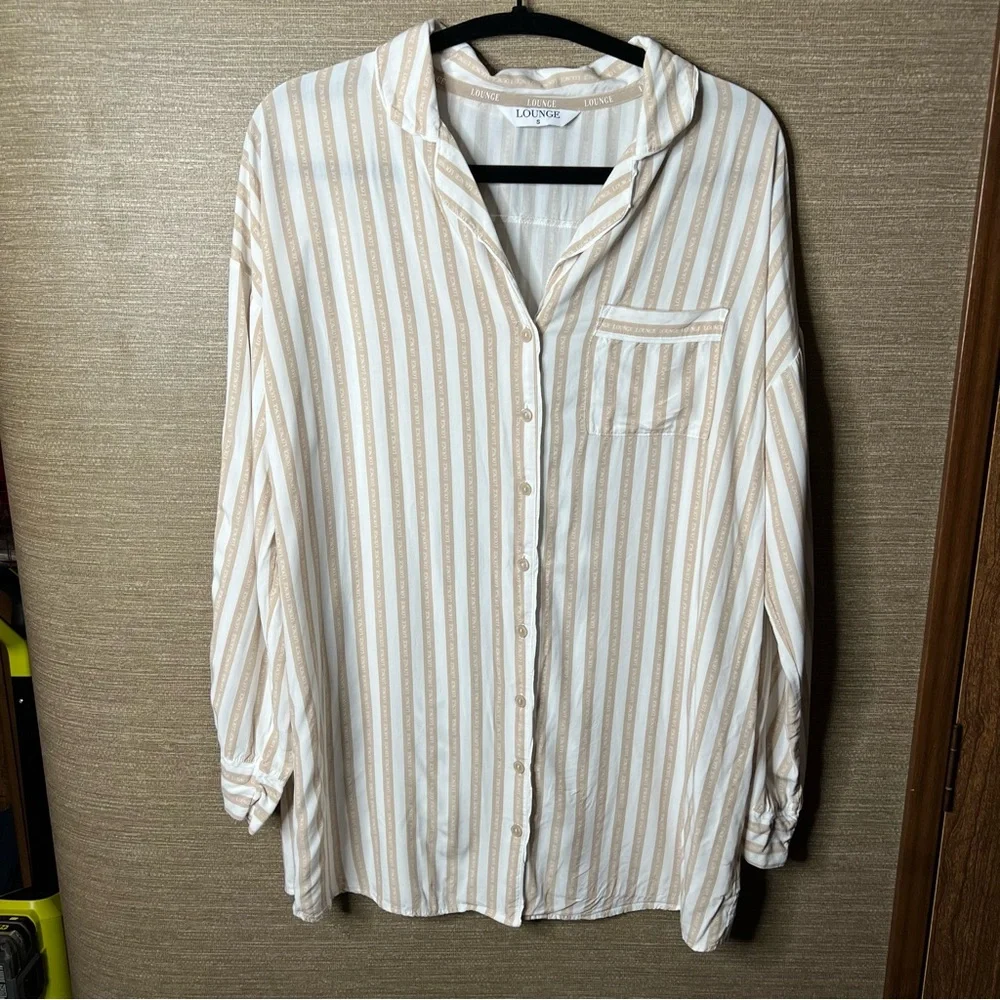 Lounge women’s sleep shirt tan & white stripped size small